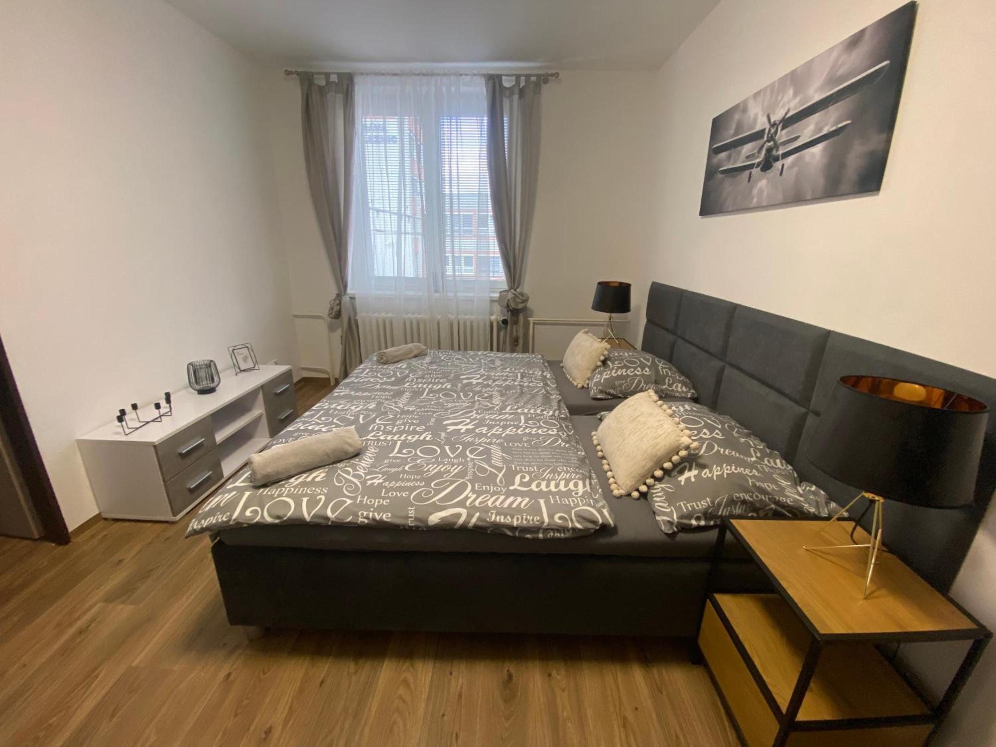 Cerna Ruze - Apartman 3 Plzeň Eksteriør billede